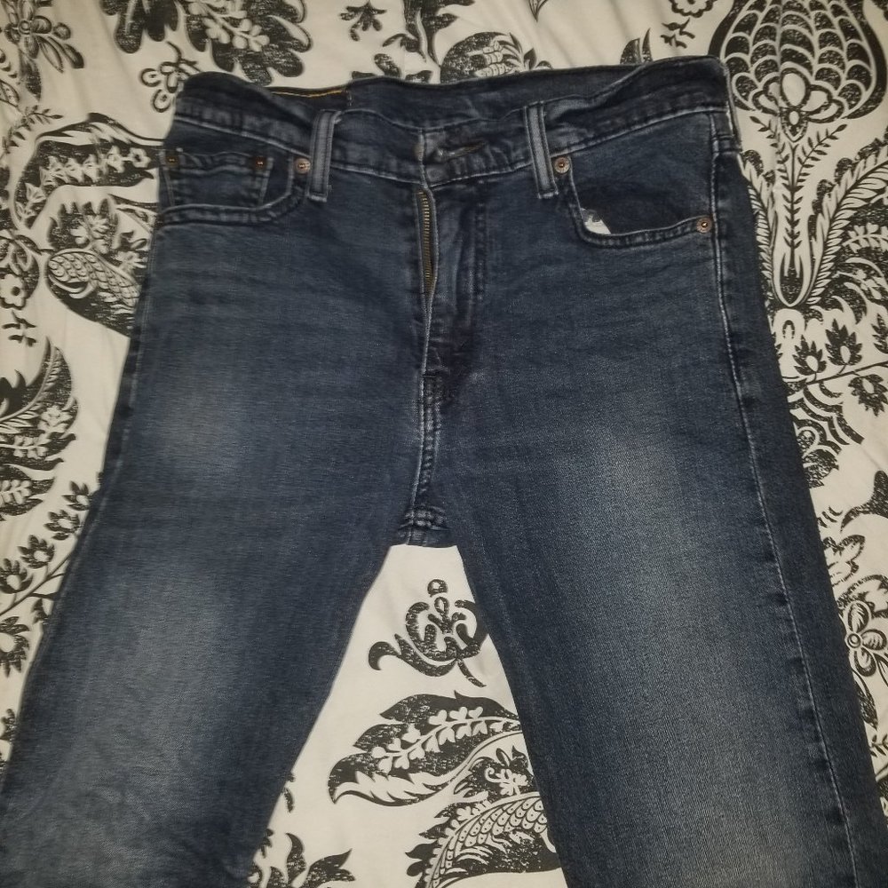 LEVI JEANS *GREAT CONDITION* 513